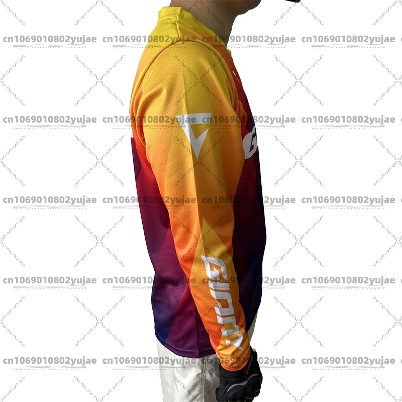 เสื้อเจอร์ซีย์จักรยานเสือภูเขา - Mountain Biking Gear For Men บทวิจารณ์และราคา